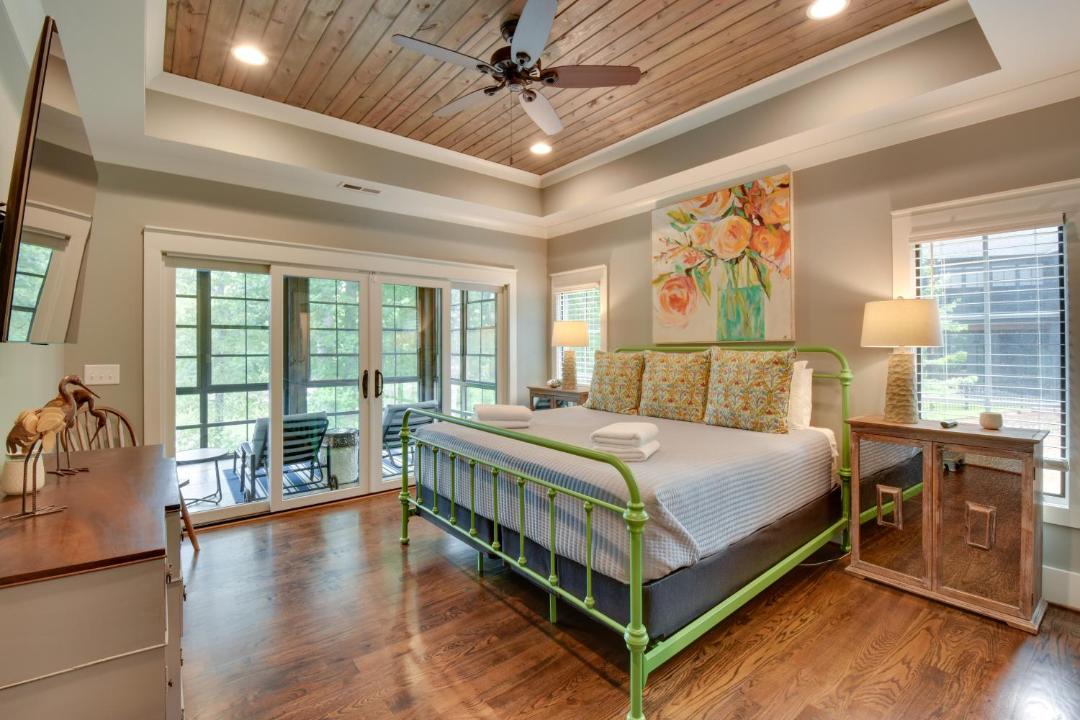 Photo of Bedroom in West Union