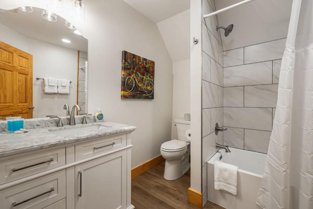 Photo of Bathroom in Cullowhee