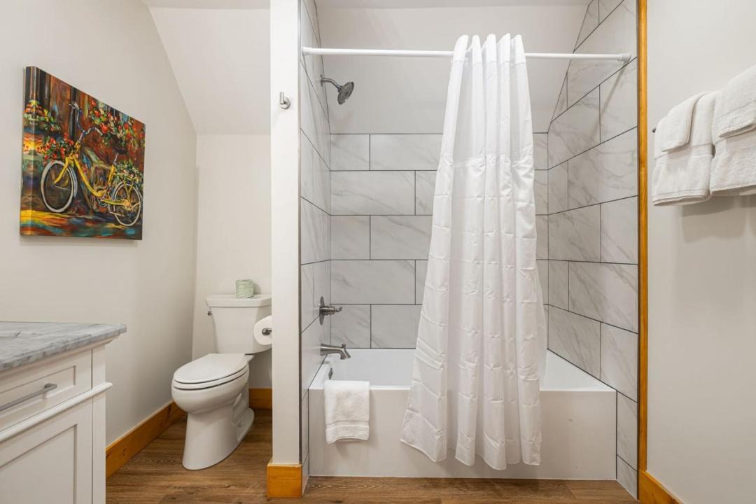 Photo of Bathroom in Cullowhee