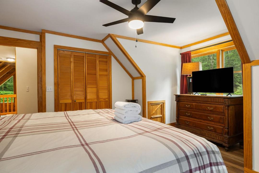 Photo of Bedroom in Cullowhee
