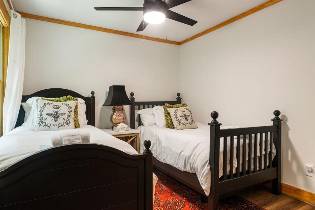 Photo of Bedroom in Cullowhee