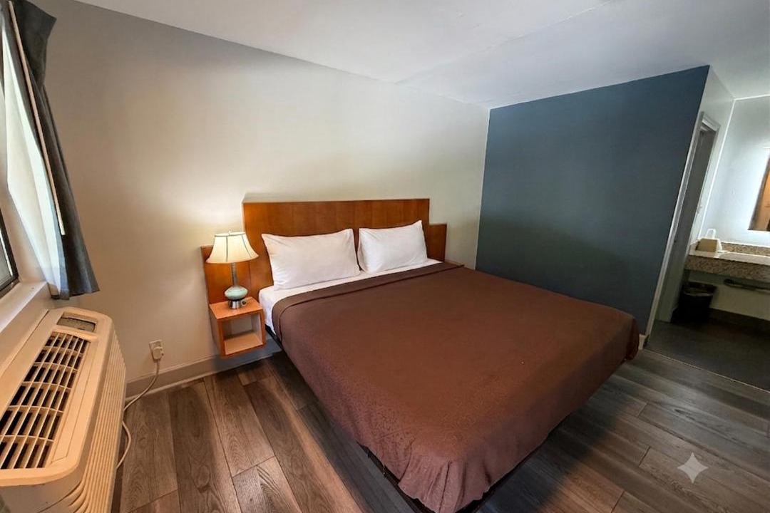 Photo of Bedroom in Oxford