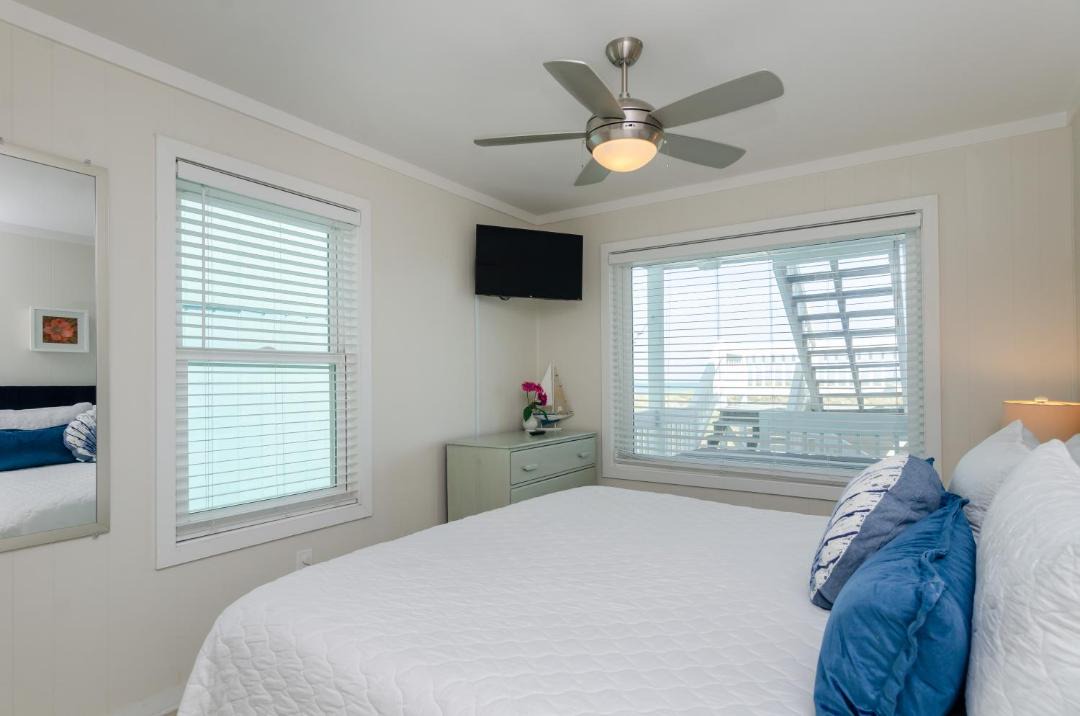 Photo of Bedroom in North Carolina Coast