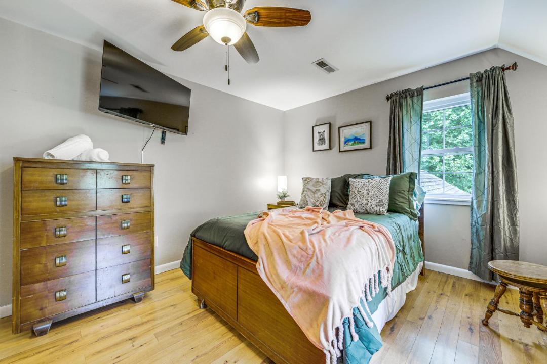 Photo of Bedroom in Cruso