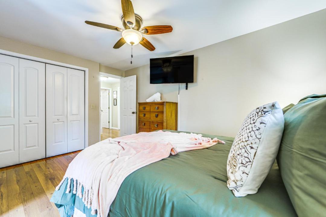 Photo of Bedroom in Cruso
