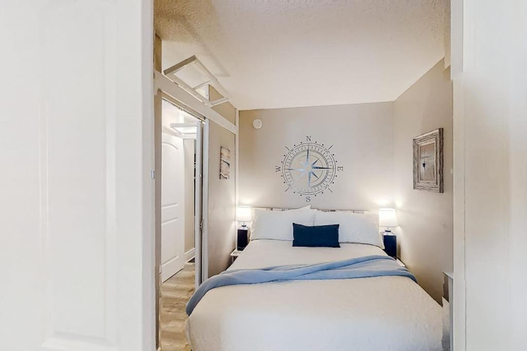 Photo of Bedroom in Litchfield by the Sea