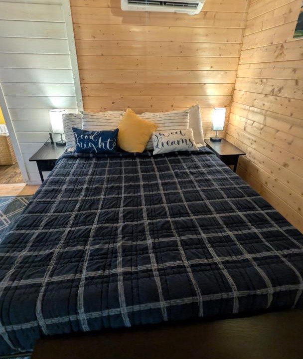 Photo of Bedroom in Coalmont