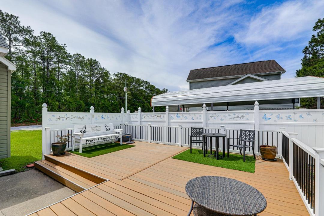 Photo of Patio Balcony in Piney Green
