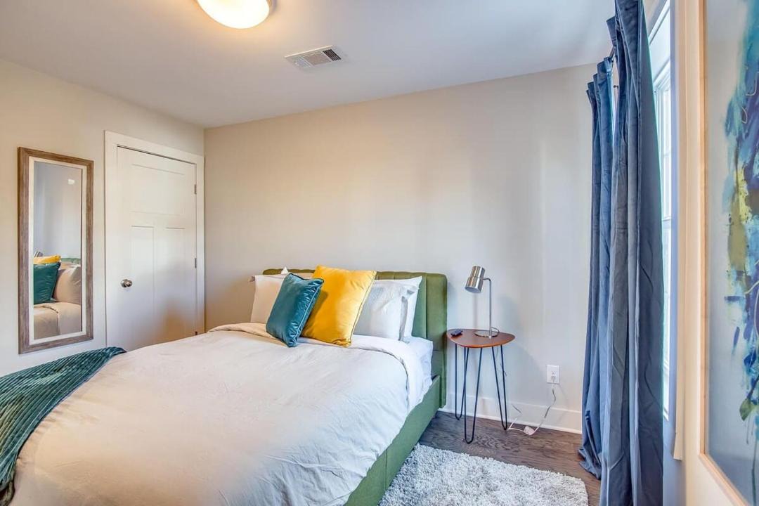 Photo of Bedroom in Historic Waverly