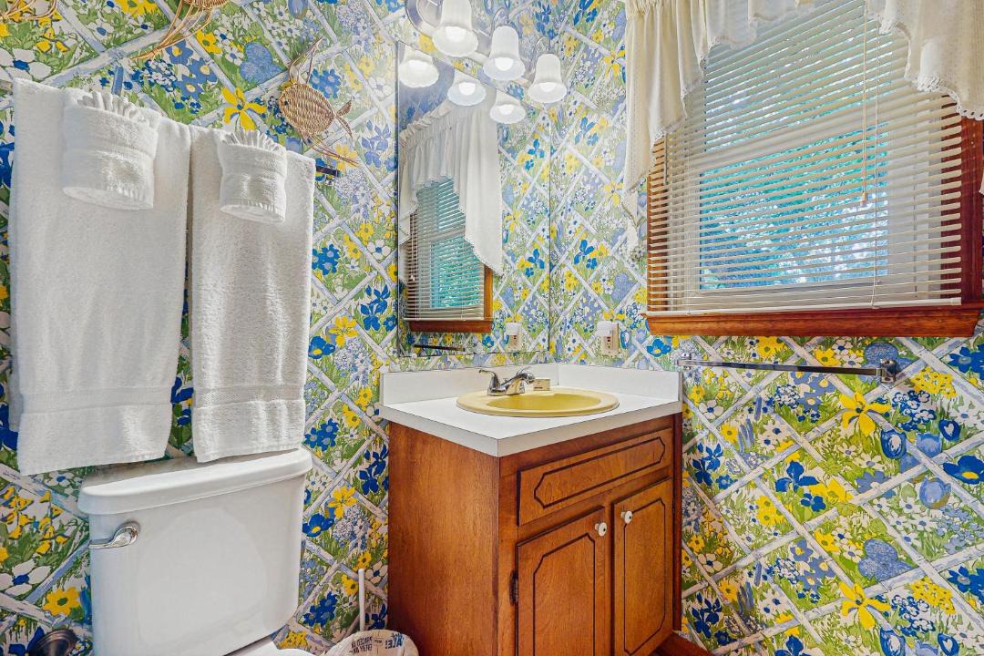 Photo of Bathroom in Emerald Isle