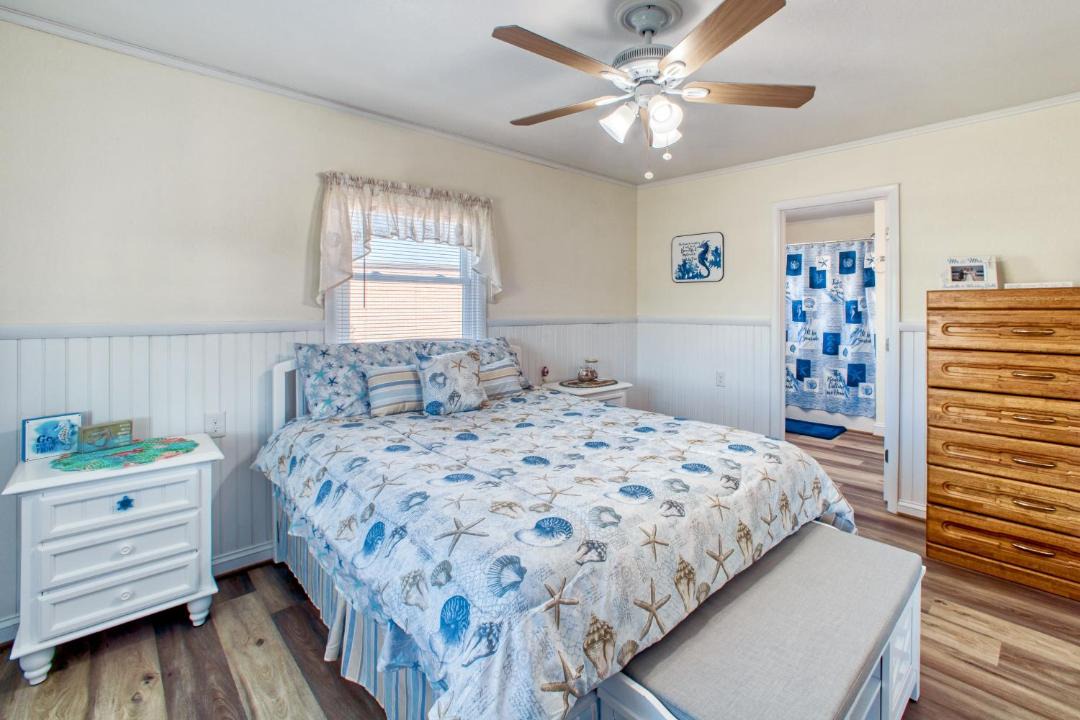 Photo of Bedroom in Hatteras