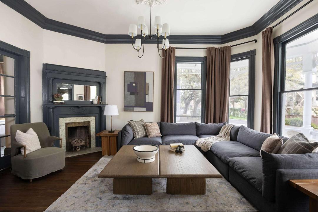 Photo of Livingroom in Historic Downtown Savannah