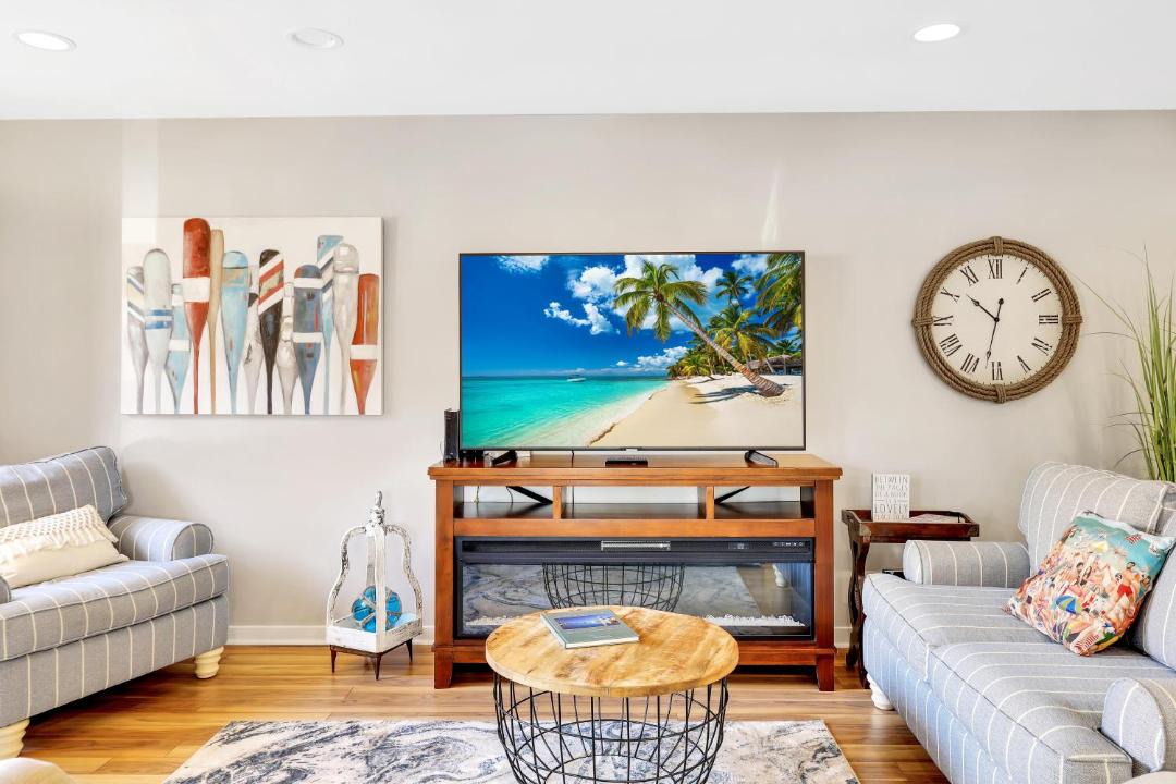 Photo of Livingroom in Shelter Cove