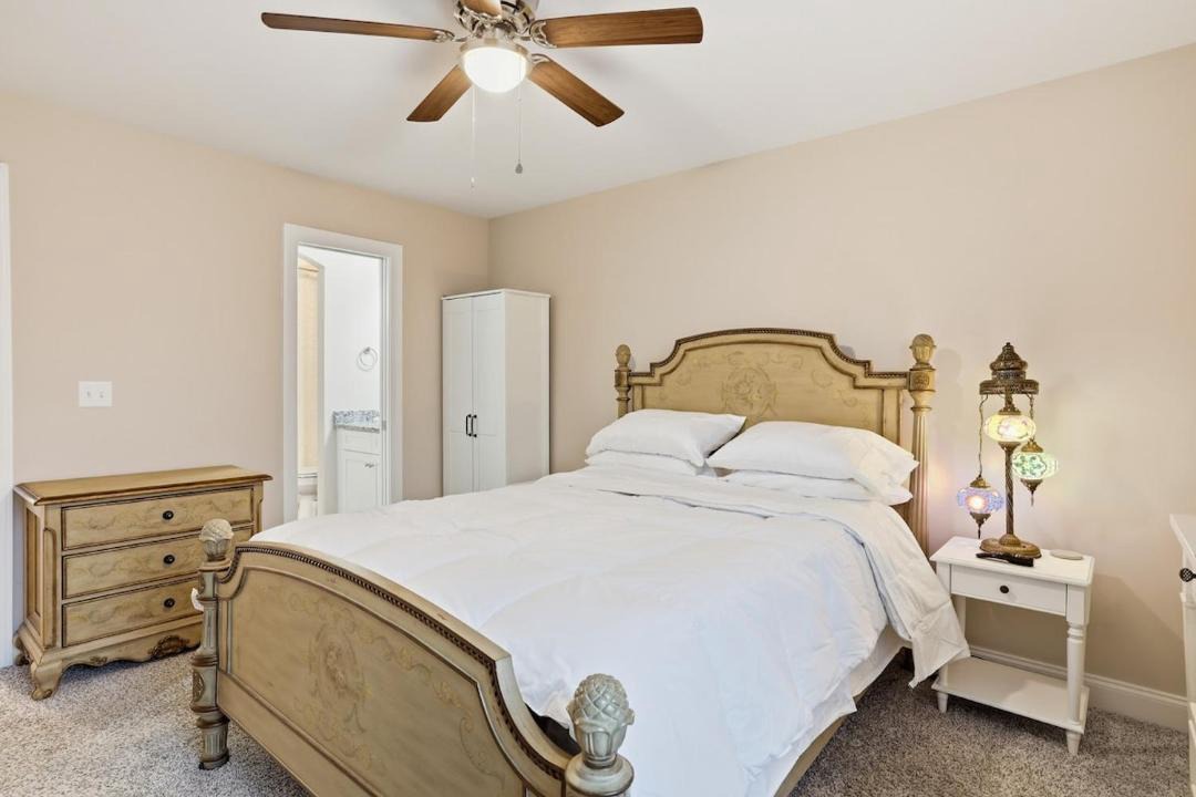 Photo of Bedroom in Newton
