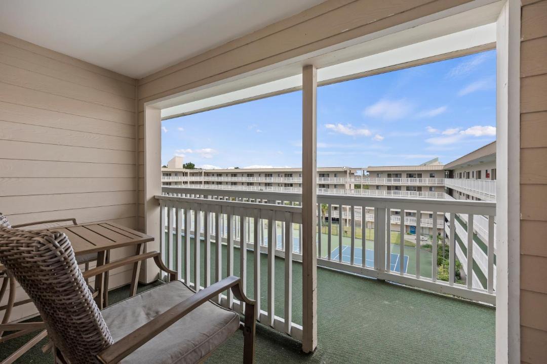 Photo of Patio Balcony in Palmetto Dunes
