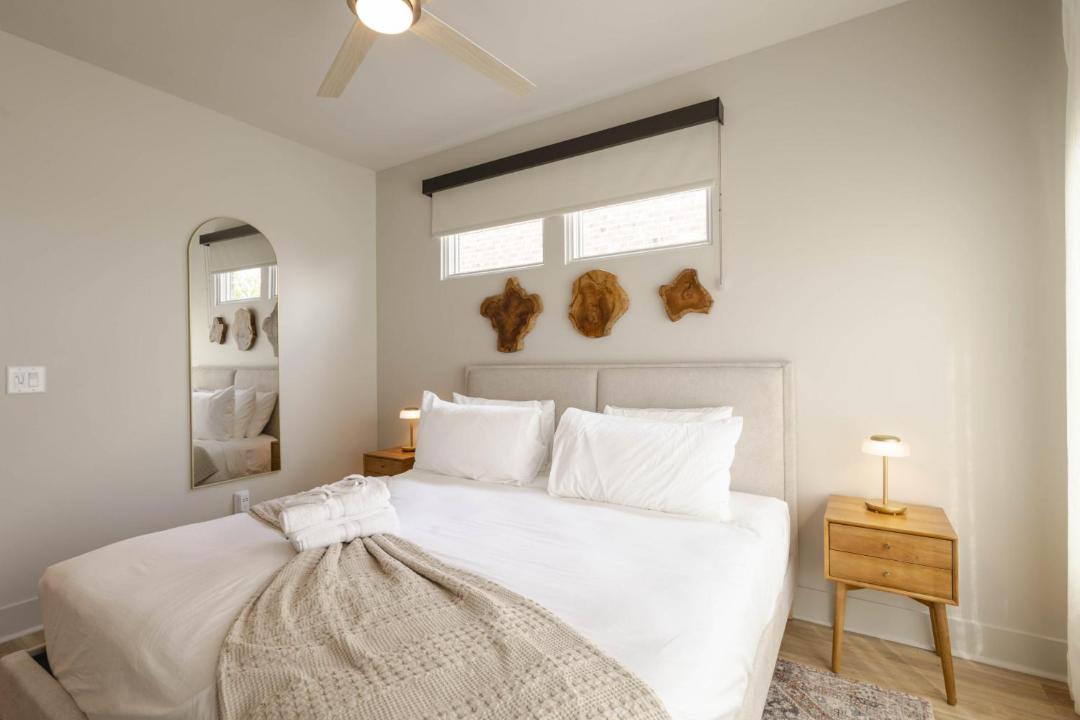 Photo of Bedroom in Historic Edgefield