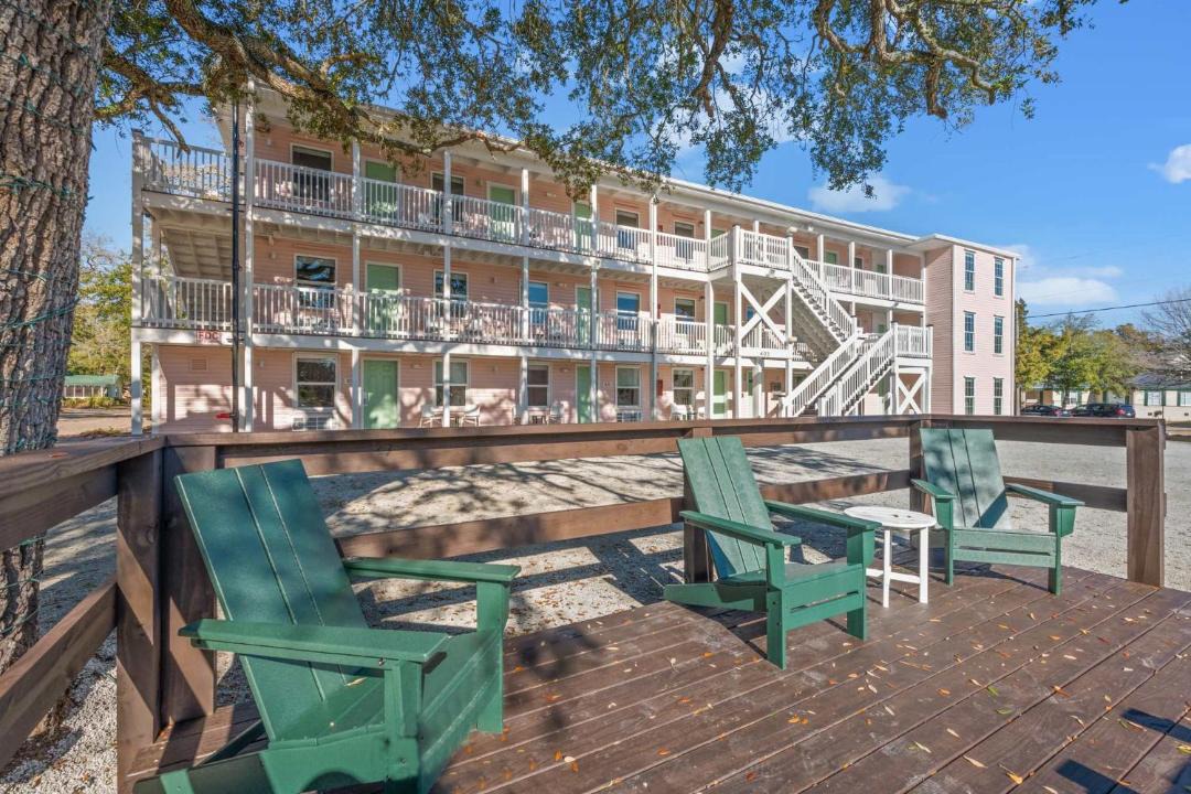 Photo of Patio Balcony in Windy Hill