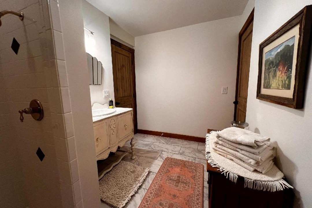 Photo of Bathroom in Highlands
