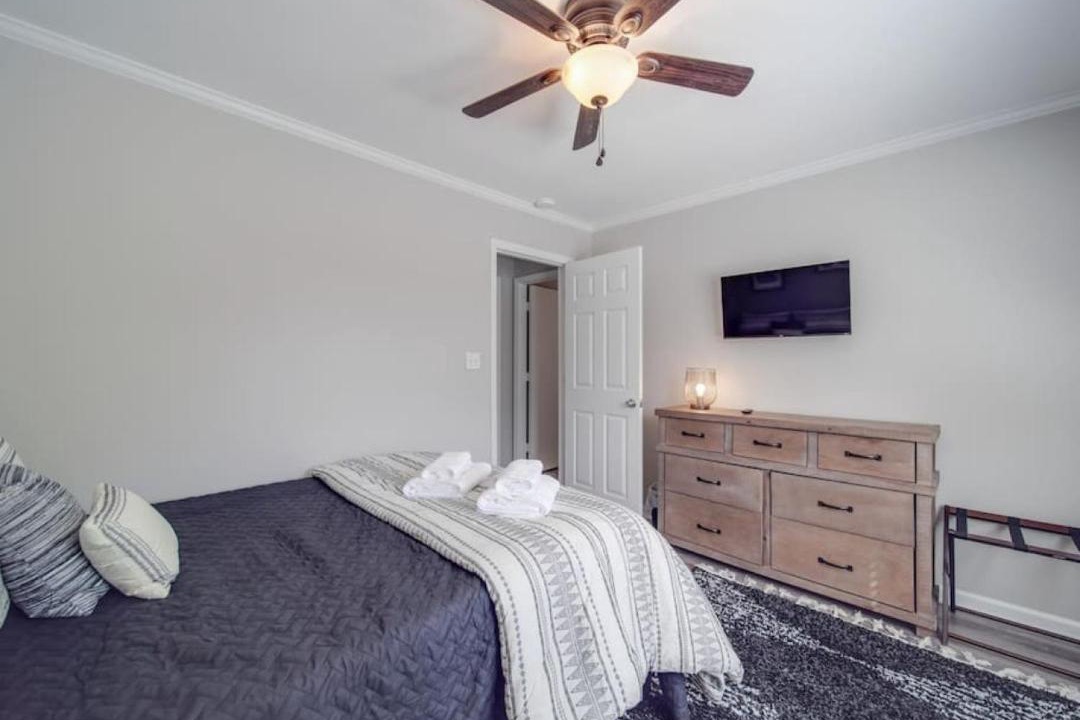 Photo of Bedroom in Biddleville
