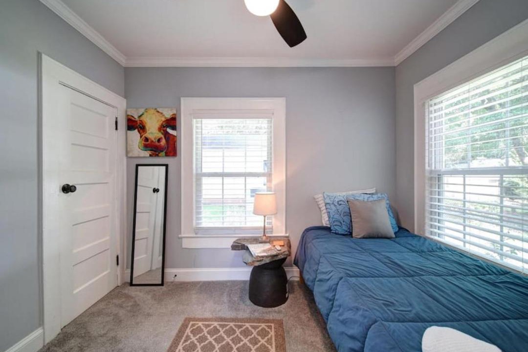 Photo of Bedroom in Belmont Historic District