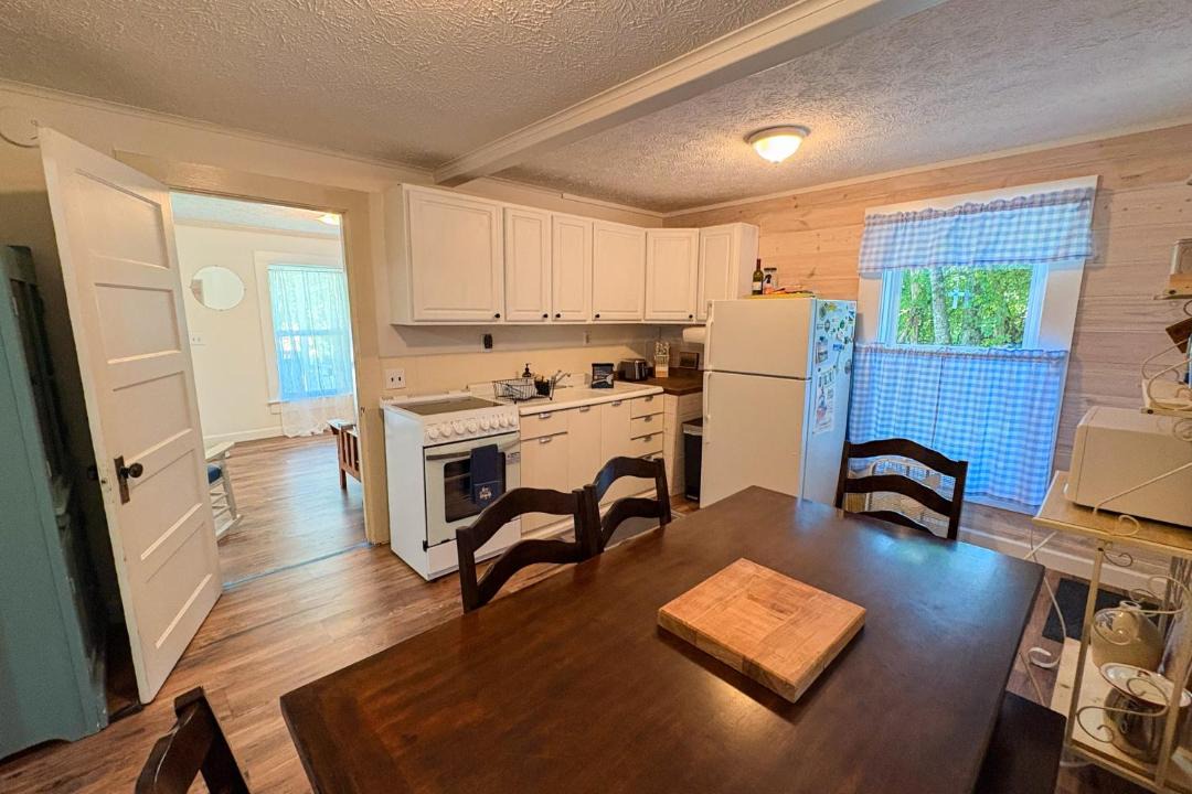 Photo of Kitchen in Hendersonville