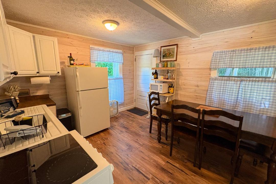 Photo of Kitchen in Hendersonville