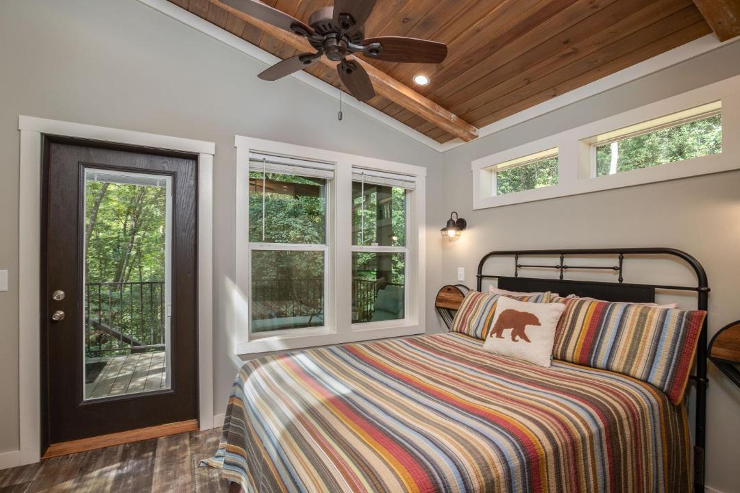 Photo of Bedroom in Robbinsville
