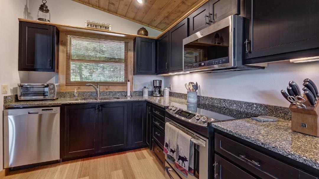 Photo of Kitchen in Mirror Lake