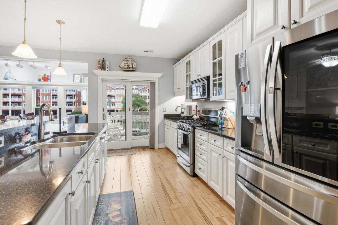 Photo of Kitchen in Manteo