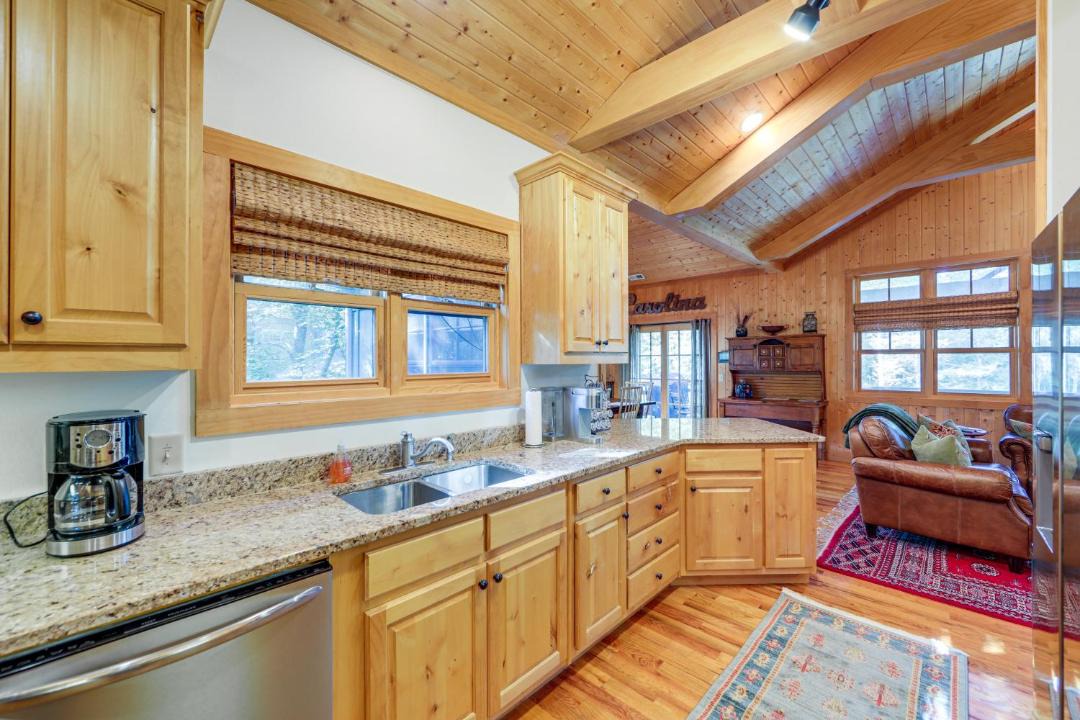 Photo of Kitchen in Cullowhee
