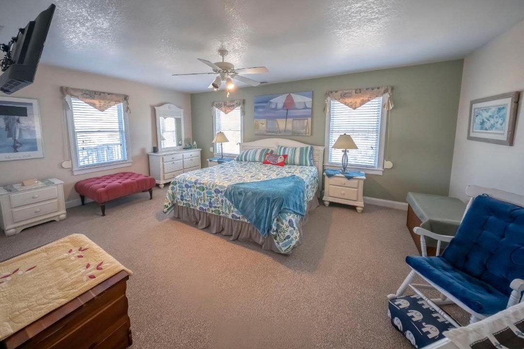Photo of Bedroom in Sunset Village