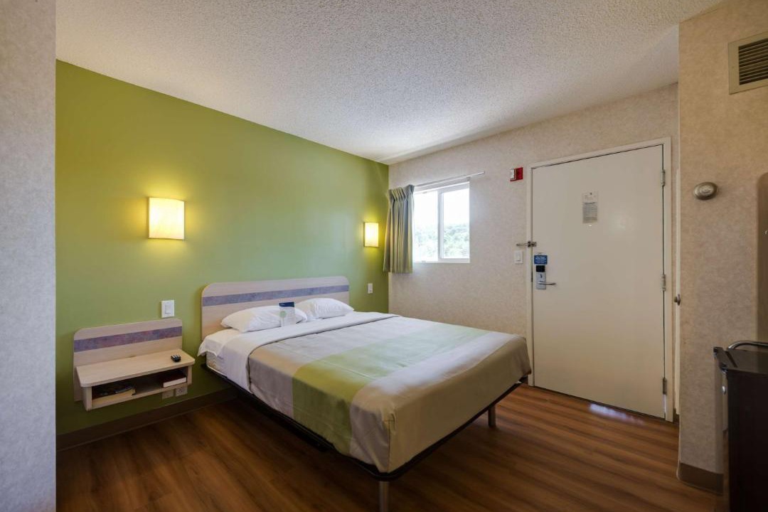 Photo of Bedroom in Barium Springs