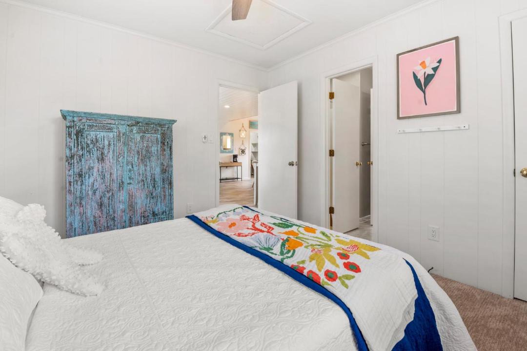 Photo of Bedroom in Southern Shores