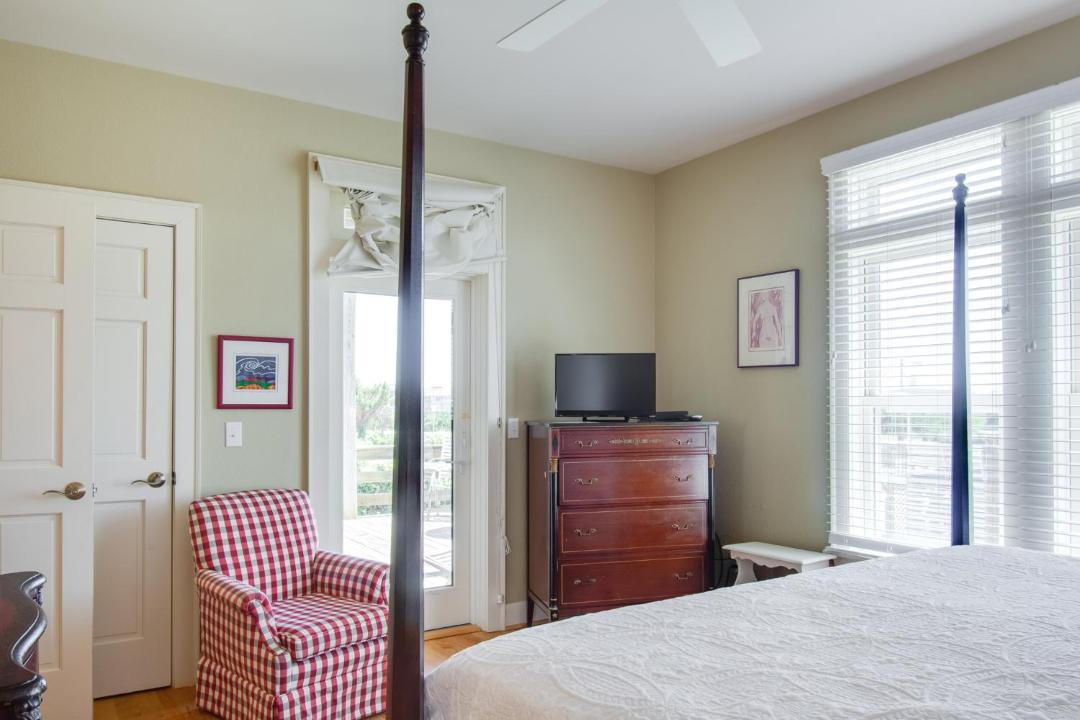 Photo of Bedroom in Kill Devil Hills