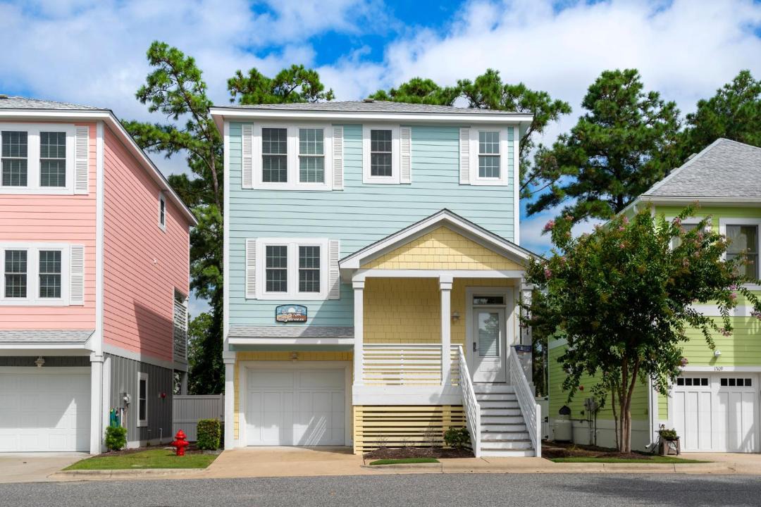 Photo of Buildings in Bermuda Bay