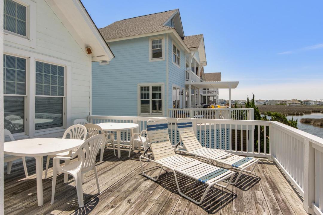Photo of Patio Balcony in Manteo