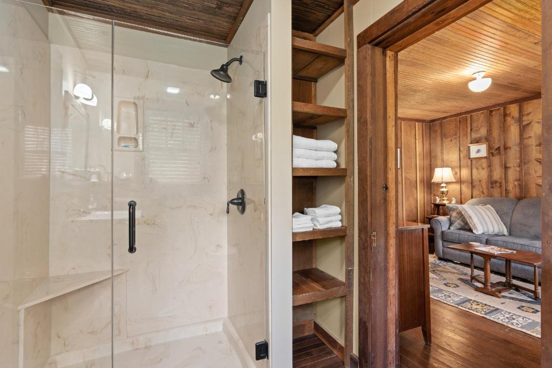 Photo of Bathroom in Topton