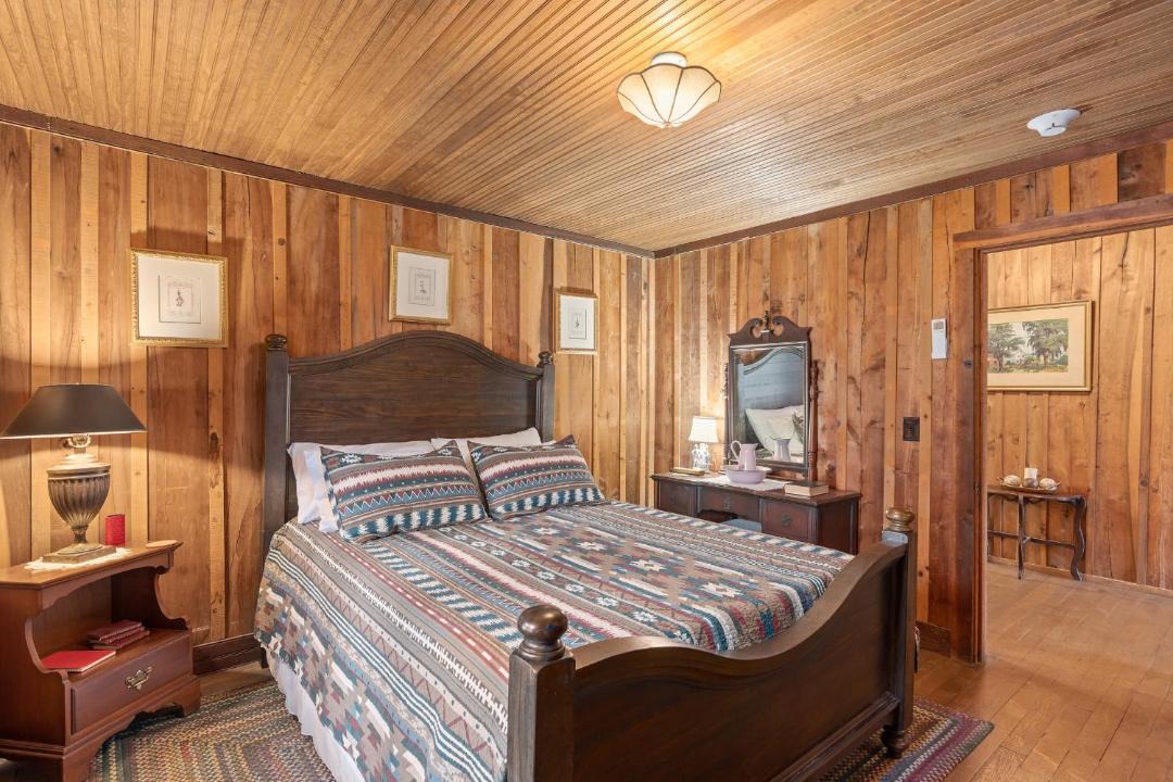Photo of Bedroom in Topton