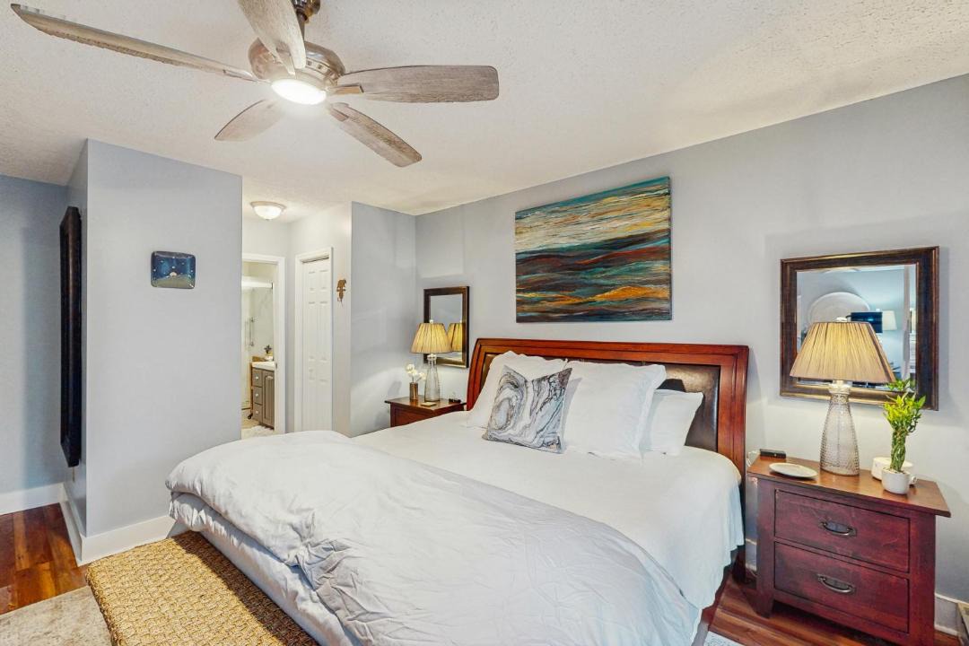 Photo of Bedroom in Seven Devils