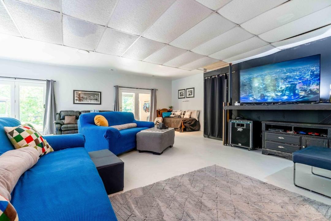 Photo of Livingroom in Hickory