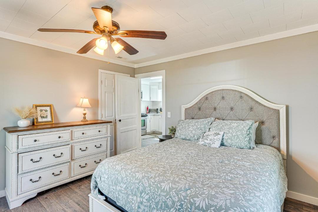 Photo of Bedroom in Roxboro