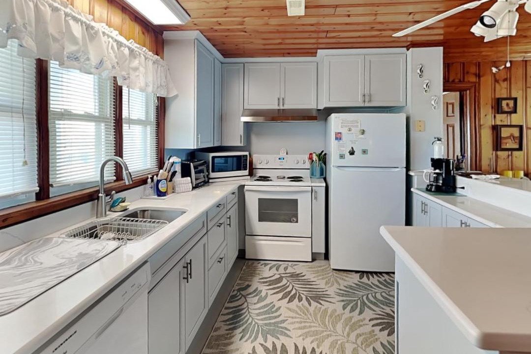 Photo of Kitchen in Topsail Beach