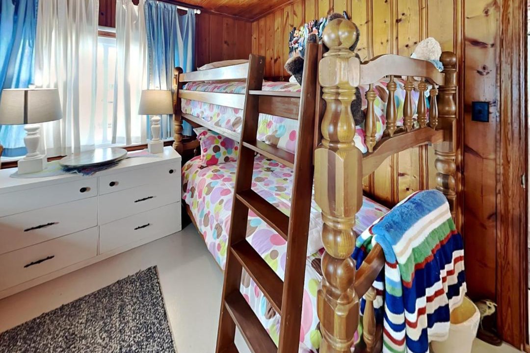Photo of Bedroom in Topsail Beach