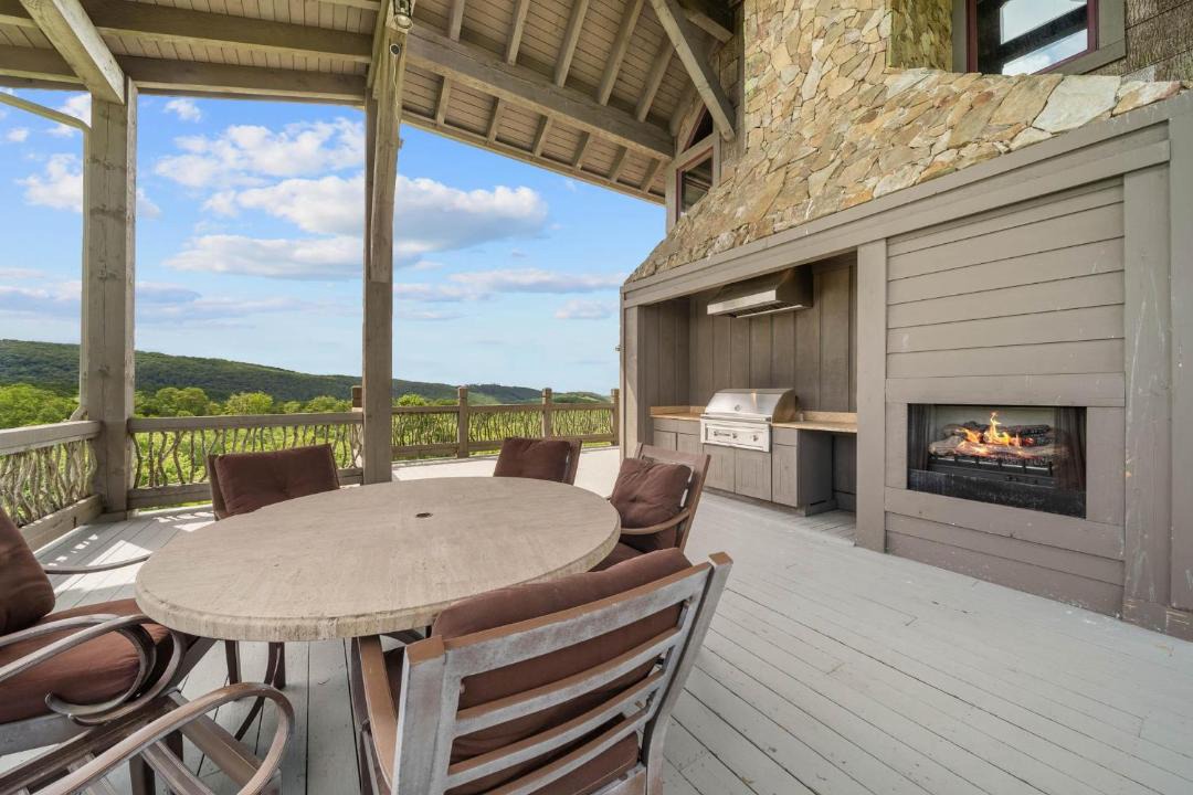 Photo of Patio Balcony in Frank