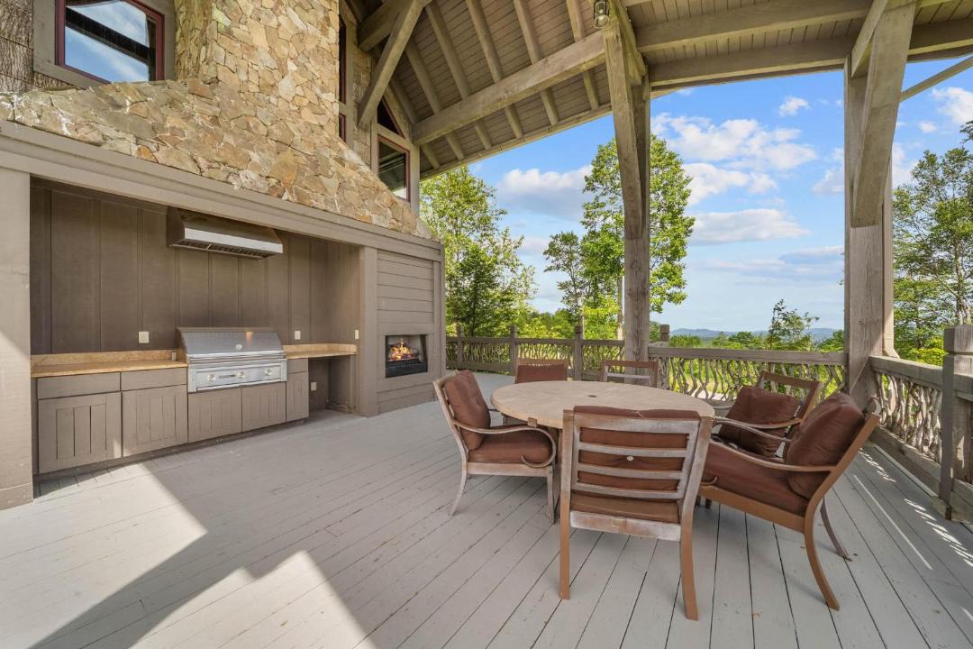 Photo of Patio Balcony in Frank