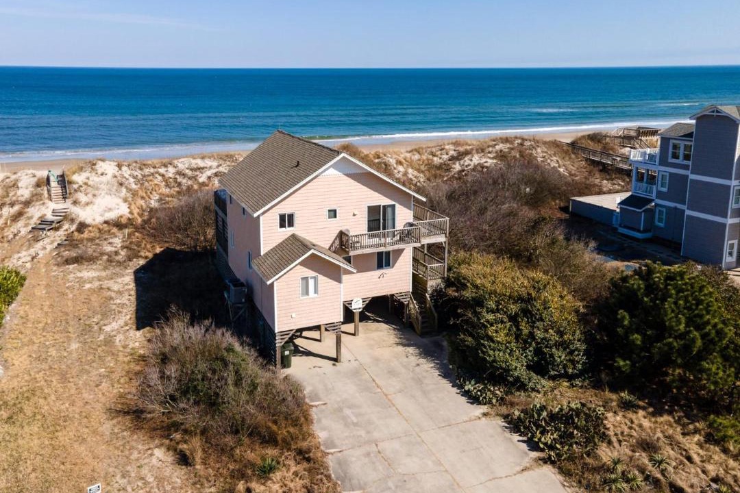Photo of Others in Whalehead Beach