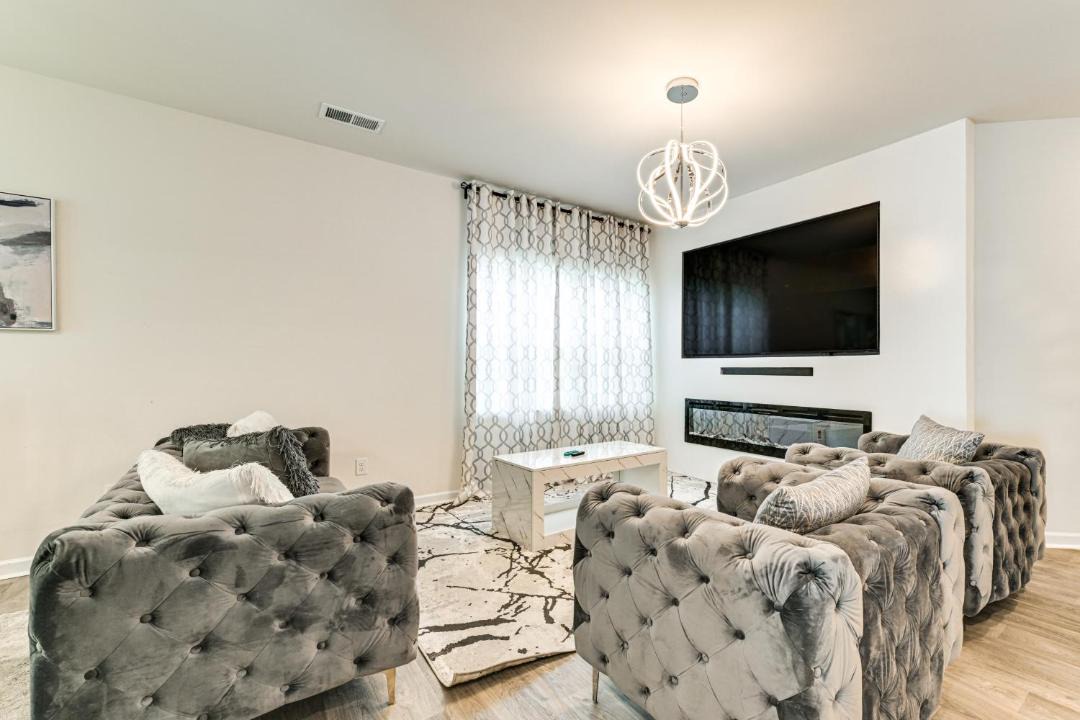 Photo of Livingroom in Paw Creek
