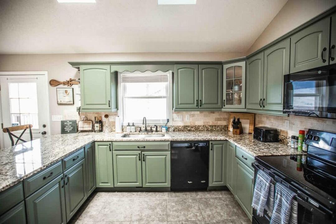 Photo of Kitchen in Hendersonville