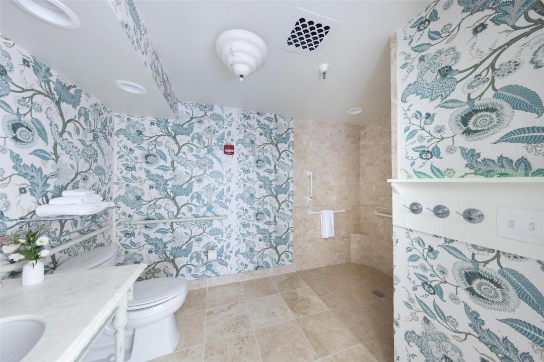 Photo of Bathroom in Duck