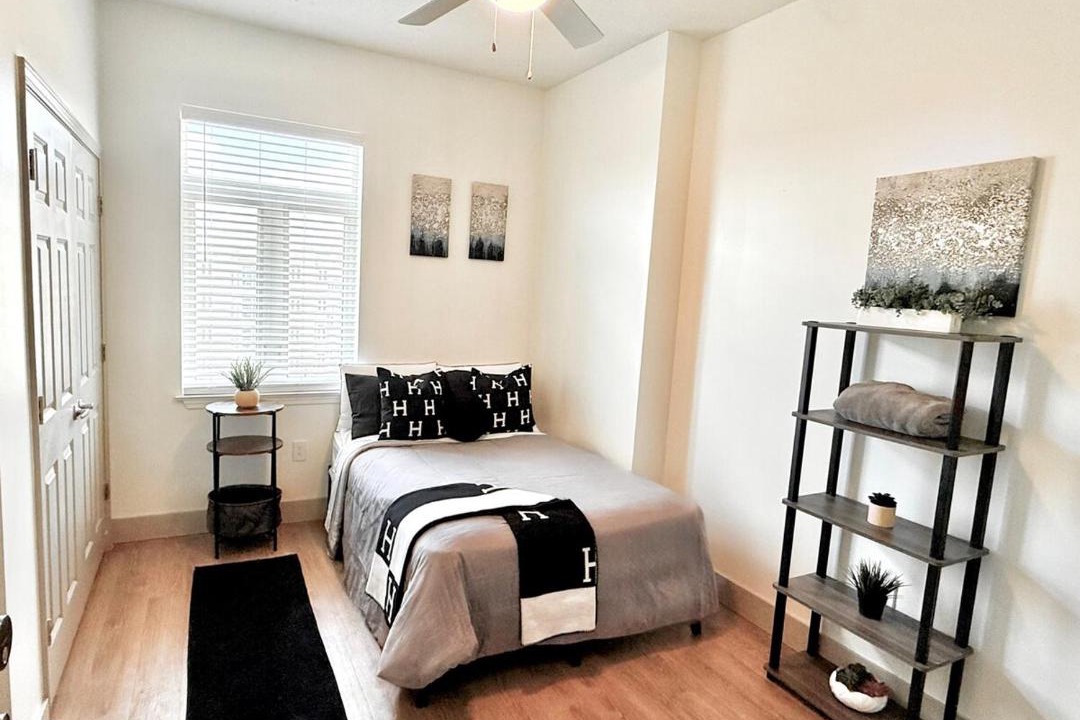 Photo of Bedroom in Charlotte Center City